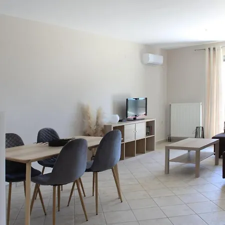 Olivelia Appartement Mavrata